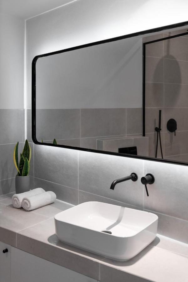 Athens Design Suites ภายนอก รูปภาพ